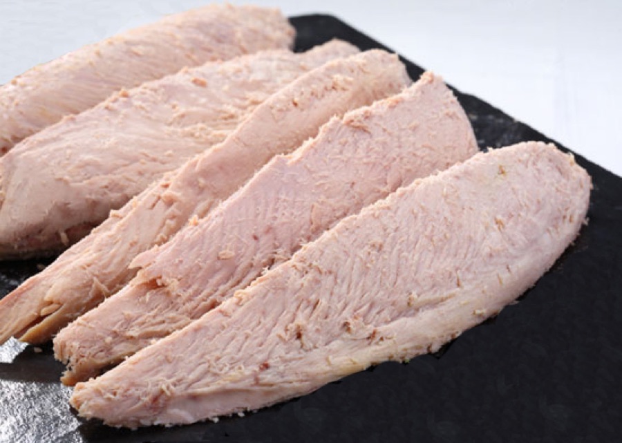 Pre-cooked tuna loins